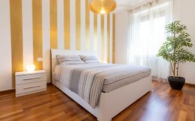 Golden House Milano