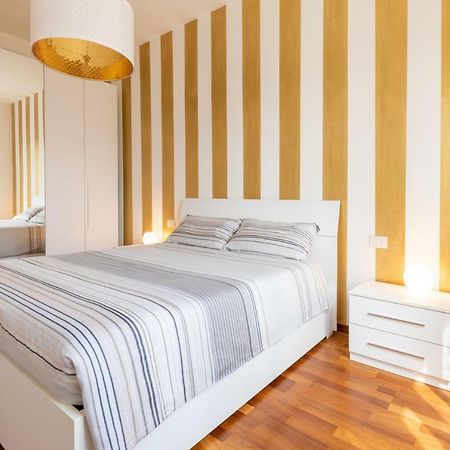 Апартаменты Golden House Milano Экстерьер фото