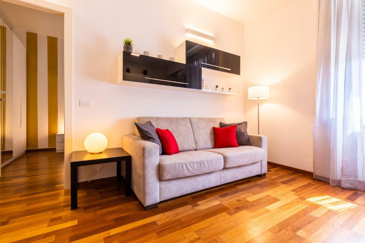 Апартаменты Golden House Milano Экстерьер фото